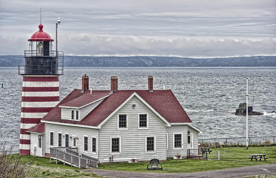 West Quoddy Head Lighthouse Photograph by Richard Bean