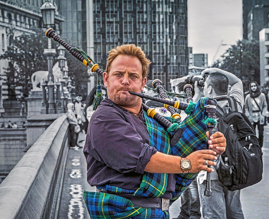 Westminster Piper Photograph by Keith Armstrong