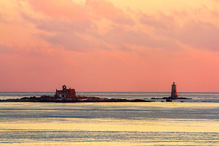 Whaleback Lighthouse Photograph by Robert Clifford