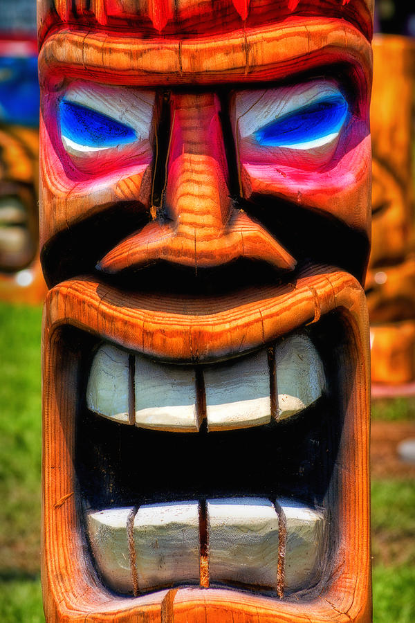What Big Teeth You Have Totem Photograph by Bill Swartwout