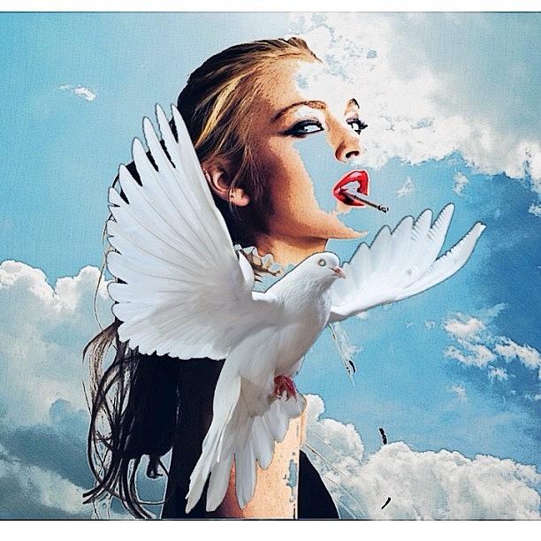 Collage Photograph - What Would Lindsay Lohan Do..?
#art by Popdada Ken Williams