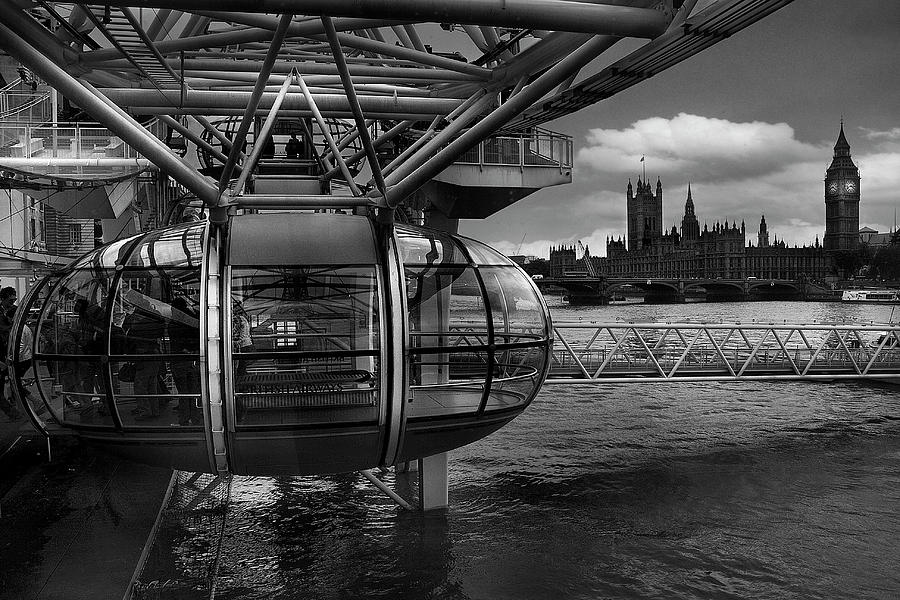 London Photograph - When The Past Meets The Future by Paulo Penicheiro