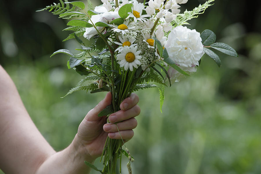 White flower bouquet Photograph by Ulrich Kunst And Bettina Scheidulin