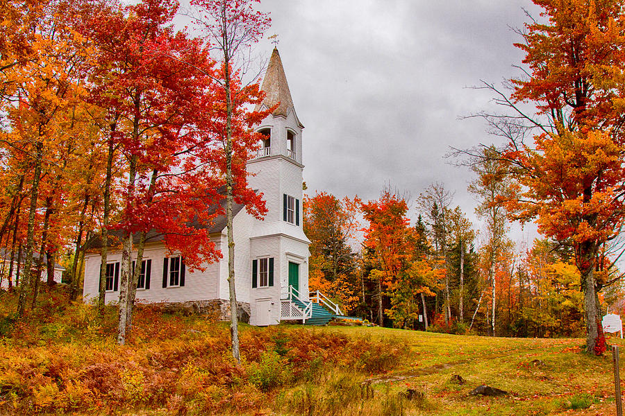 White New Hampshire church Photograph by Jeff Folger
