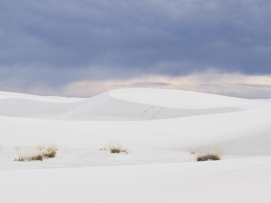 White Sands Cloudy Sunset Photograph by Jean Noren