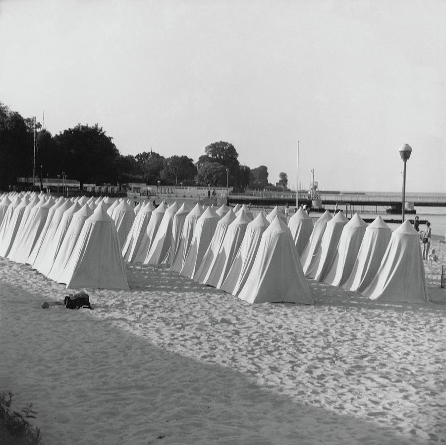 White Tents On A Beach Photograph by Horst P. Horst