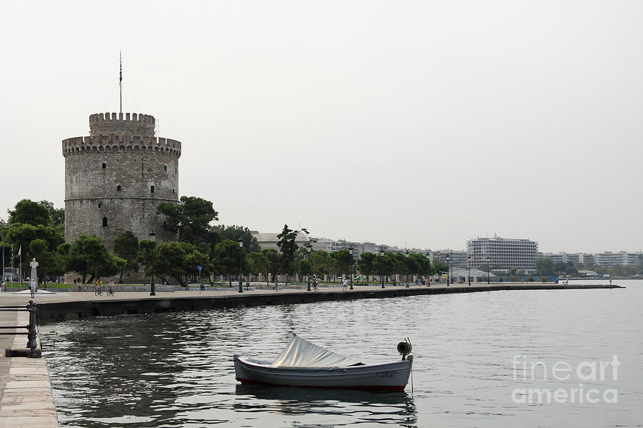 White Tower - Thessaloniki Photograph by Christiane Schulze Art And Photography