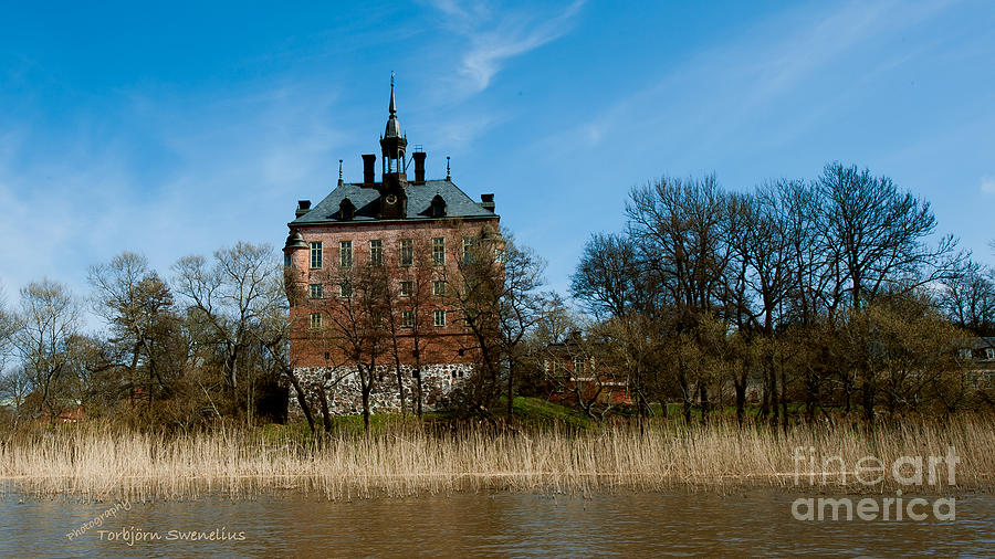Wik Castle Photograph by Torbjorn Swenelius