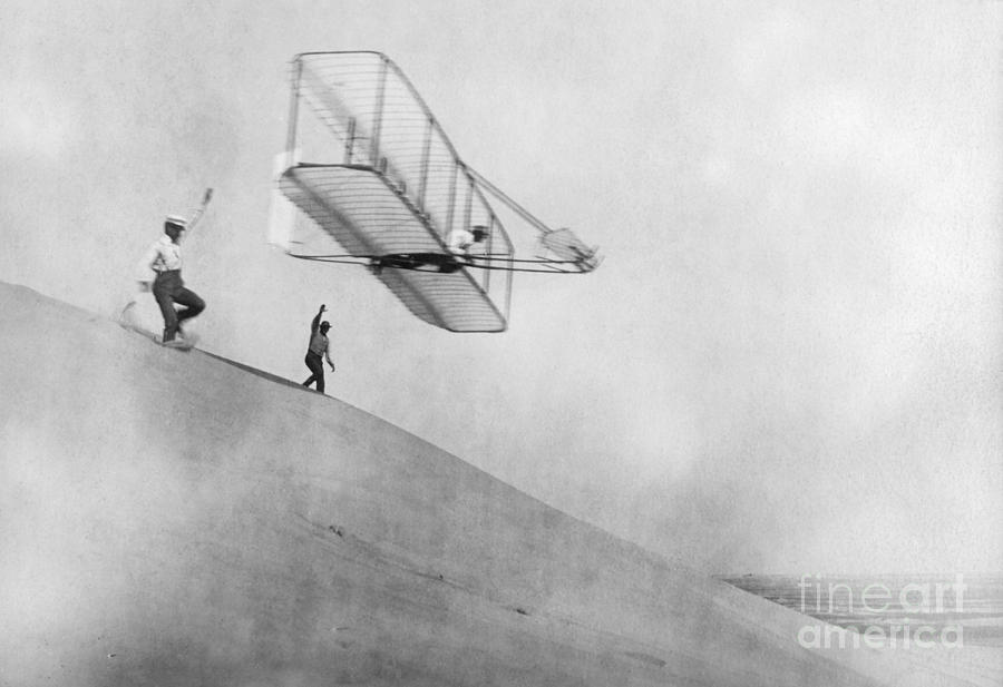 Wilbur Wright Pilots Early Glider 1901 Photograph by Science Source