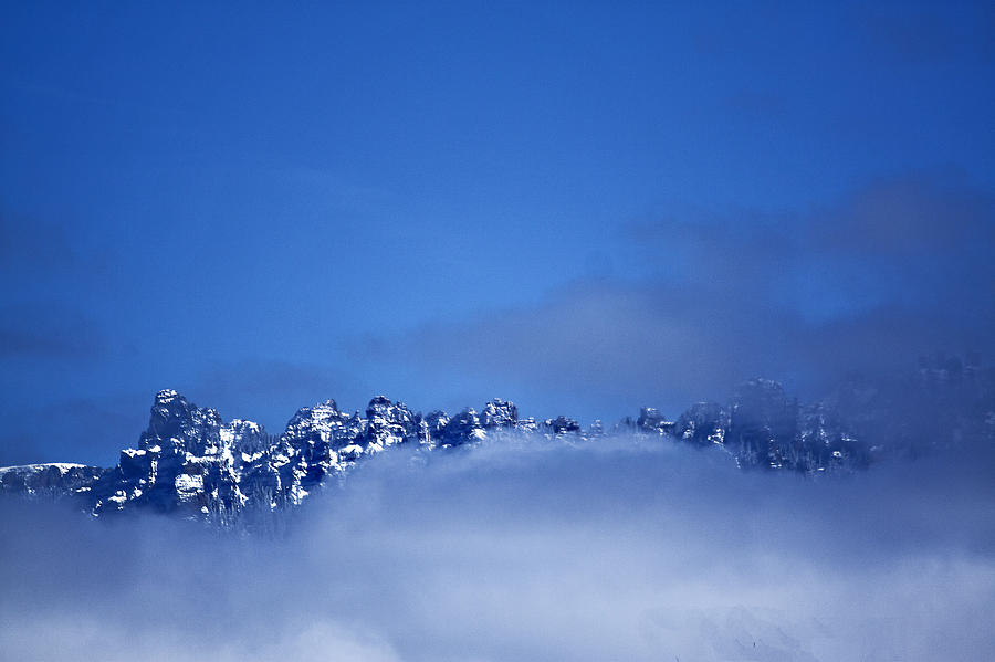 Mountain Photograph - Wild Blue Yonder On the Rocks by David Kehrli