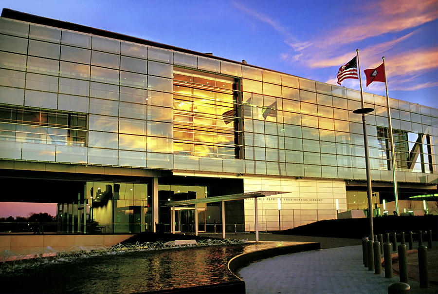 William Jefferson Clinton Presidential Library Photograph by Jason Politte