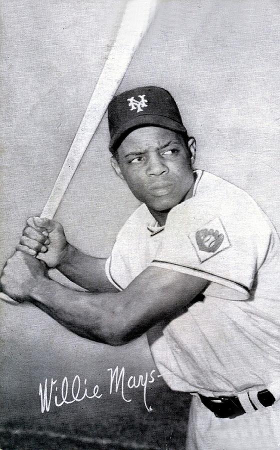 Willie Mays  poster Photograph by Gianfranco Weiss