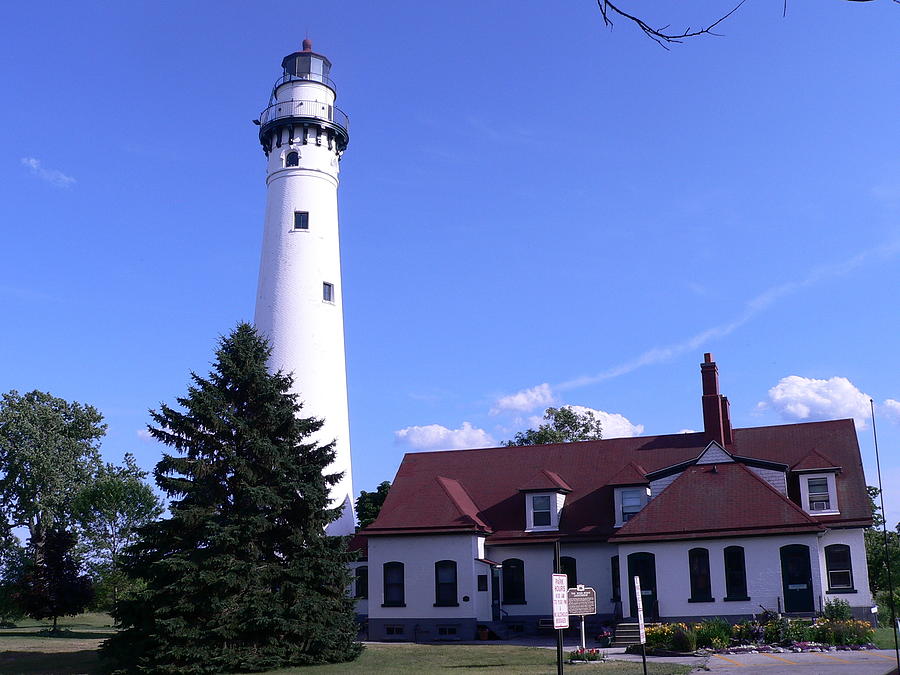 Wind Point Lighthouse Photograph by Cathi Williams - Fine Art America