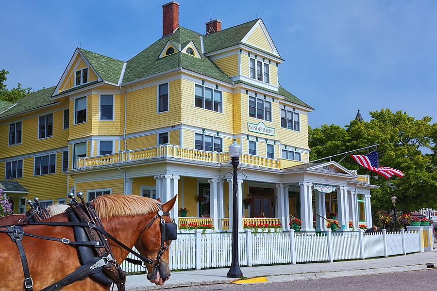 Windermere Hotel On Mackinac Island In Michigan Photograph By Craig Sterken