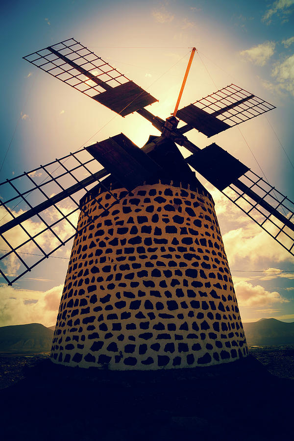 Windmill At Sunset Photograph by Wladimir Bulgar