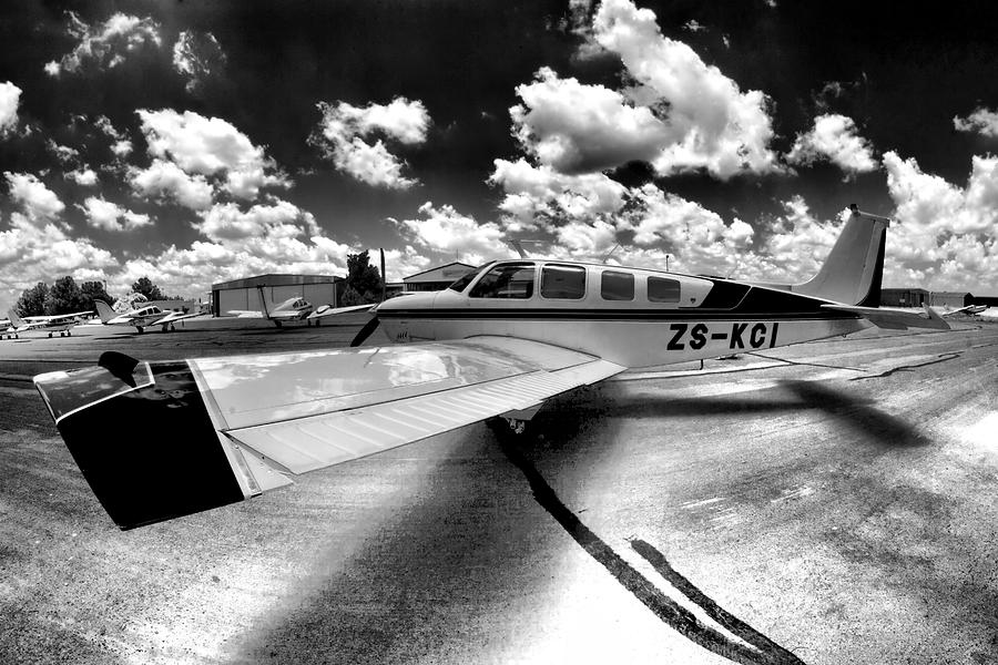 Black And White Photograph - Wing Art by Paul Job