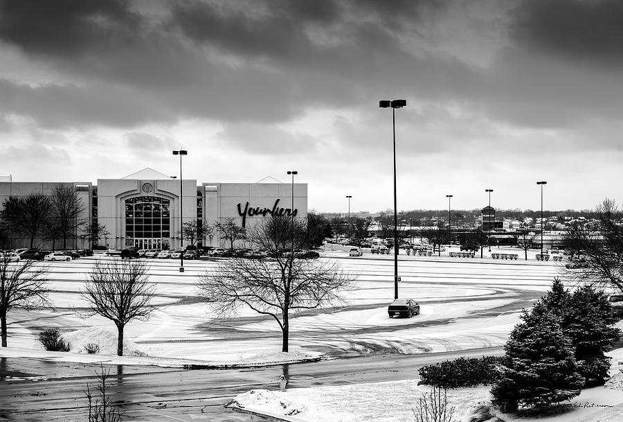 Winter At The Mall Photograph by Ed Peterson