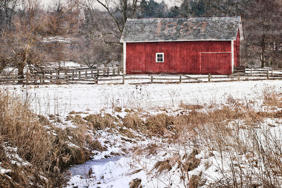 Winter Barn Photograph by Dale Kincaid