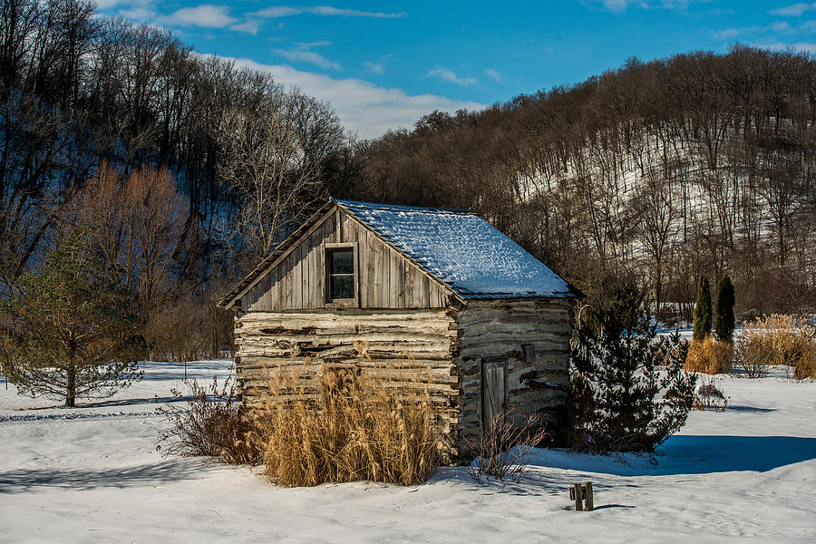 Winter Logcabin Photograph by Paul Freidlund