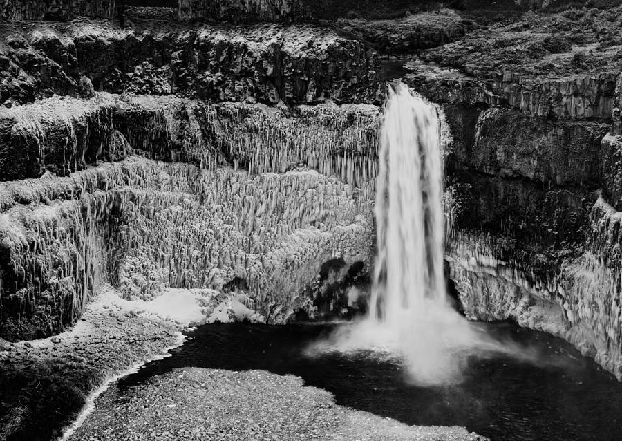 Winter Palouse Falls 3 Photograph by Mark Kiver