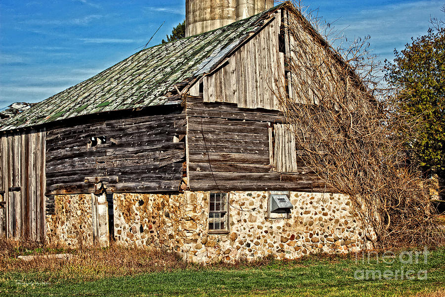 Wisconsin Old Barn 7 Photograph by Ms Judi