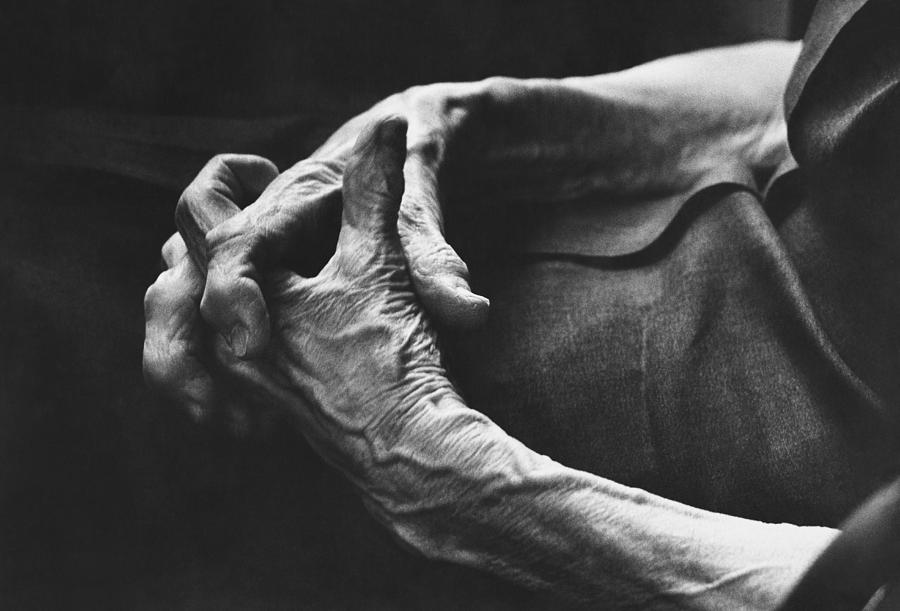 old hands photography black and white