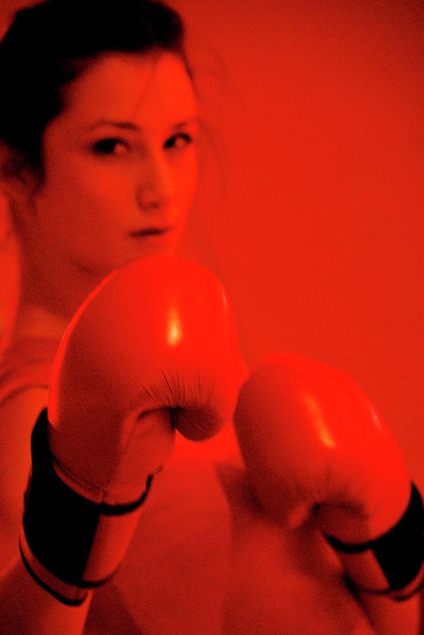 Woman Boxing In A Gym Photograph by Aj Photo/science Photo Library
