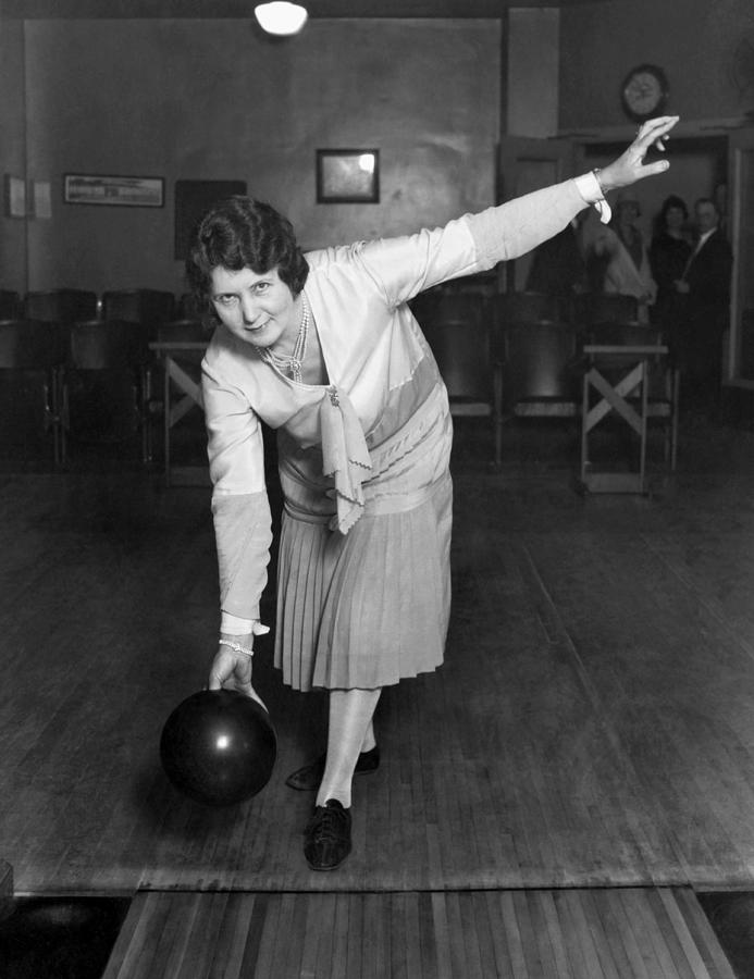 Black And White Photograph - Woman Sets Bowling Record by Underwood Archives