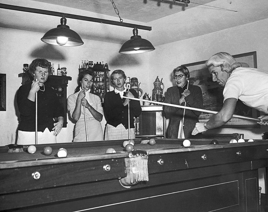 Women Playing Pool Photograph by Underwood Archives