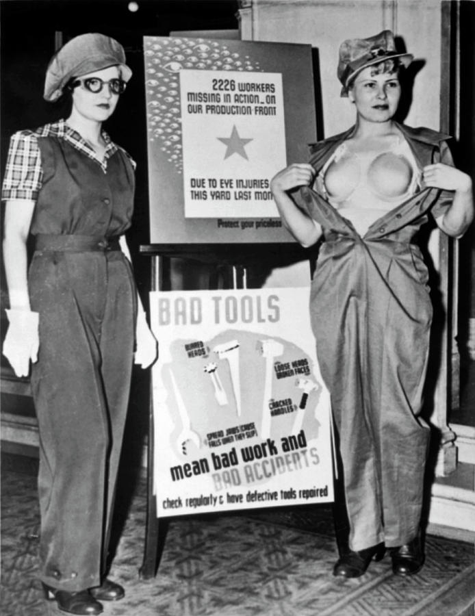 Women Workers Safety Bra Photograph by Underwood Archives