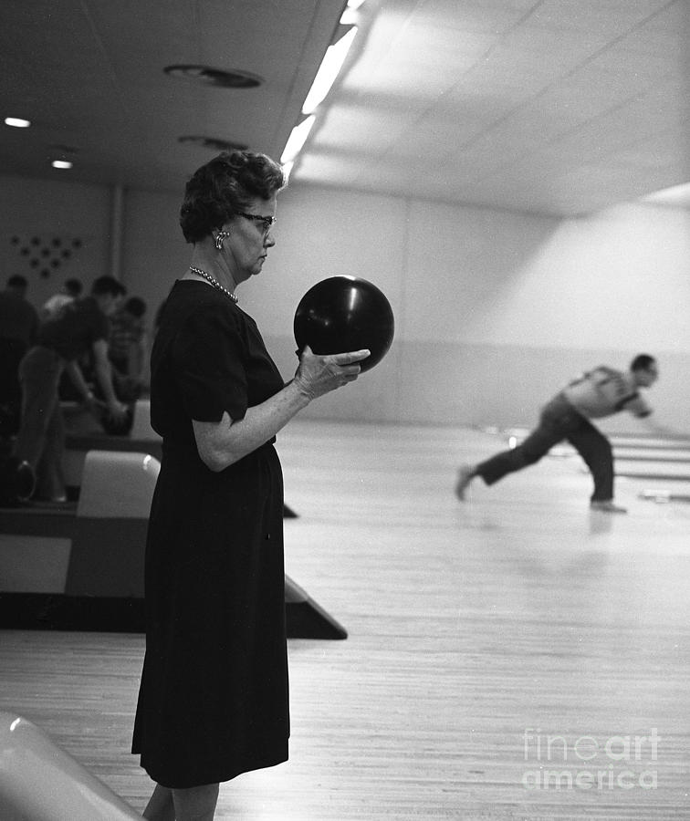 Martin Luther King Jr Photograph - Womens Club Bowling 1960s by Joan Liffring-Zug Bourret