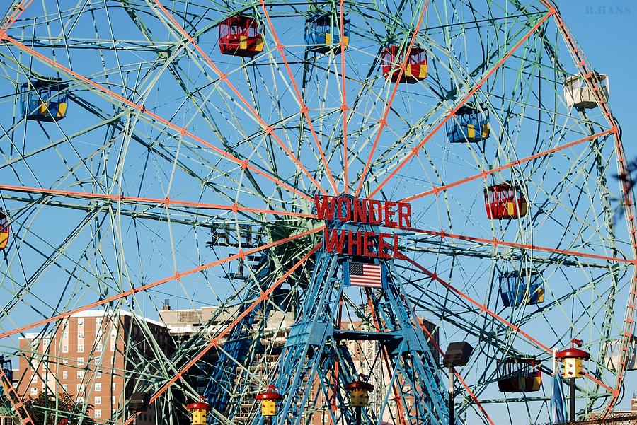 New York City Photograph - Wonder Wheel Of Coney Island by Rob Hans