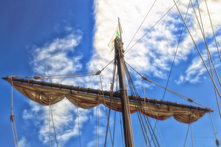 Columbus Photograph - Wooden Ship Nina Main Mast by Thomas Woolworth