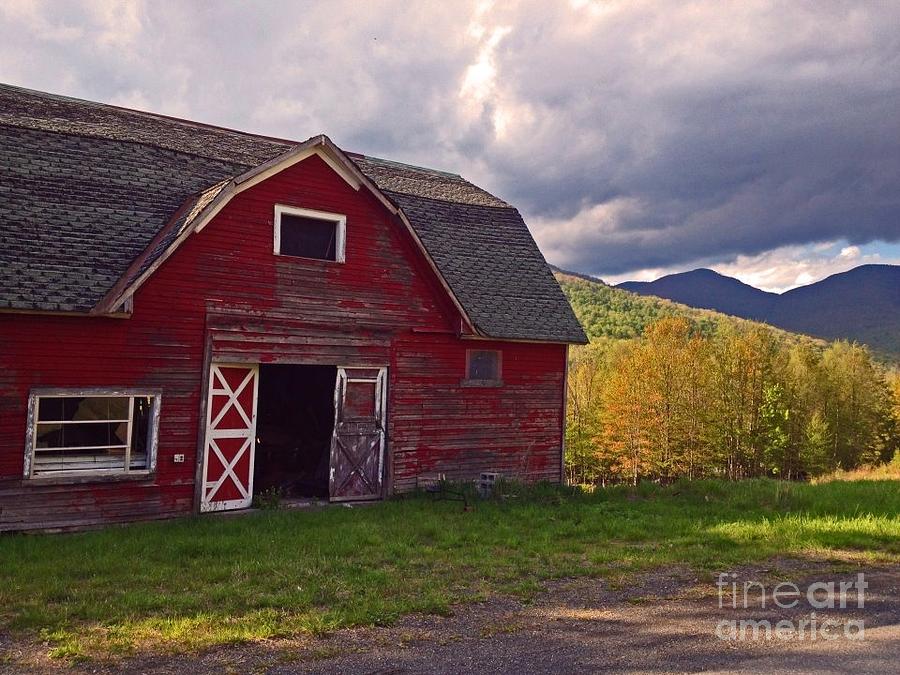 Woodstock NY Red Barn Photograph by Beth Ferris Sale