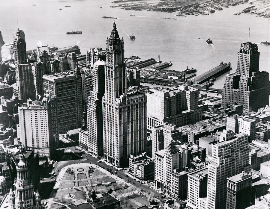 Woolworth Building Photograph by Underwood Archives