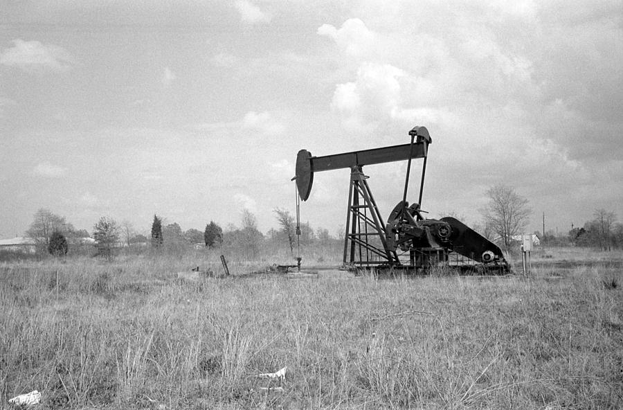 Working Oil Pump In Tyler, Texas. 1973 Photograph by Everett Fine Art