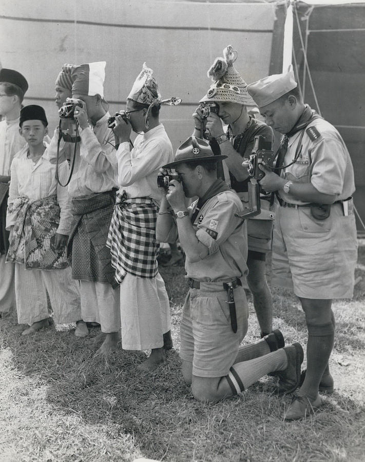 Vintage Photograph - World Scout Jubilee Jamboree At Sot Ion Coldfield. Visitors From Malay-south Africa - Greenland And China. by Retro Images Archive