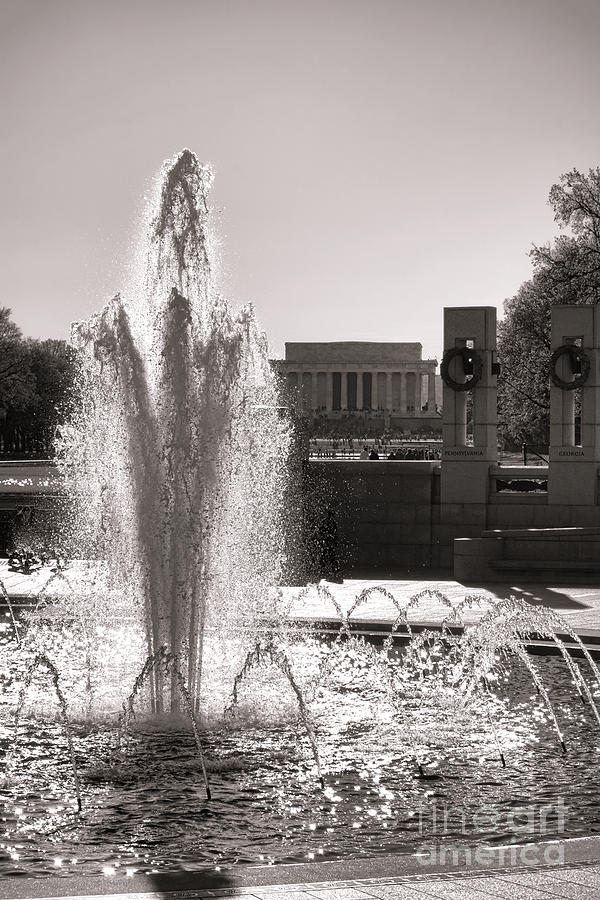 World War II Memorial Fountain Photograph by Olivier Le Queinec