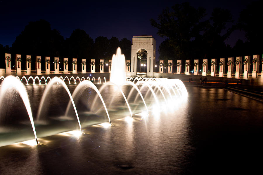 Washington D.c. Photograph - World War Two Memorial by John McGraw