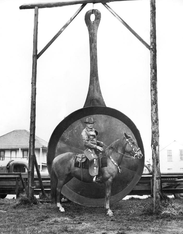 The World's Largest Frying Pan Sort Of