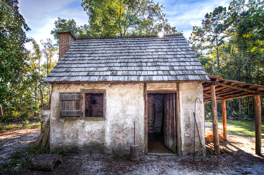 Wormsloe Cabin Photograph by Mark Andrew Thomas