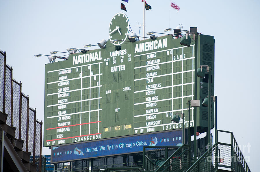 Chicago Cubs Photograph - Wrigley Field Scoreboard Sign by Paul Velgos