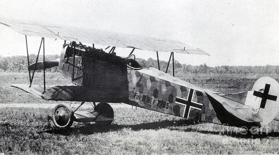 Wwi, German Fokker D Vii Fighter Plane Photograph by Photo Researchers