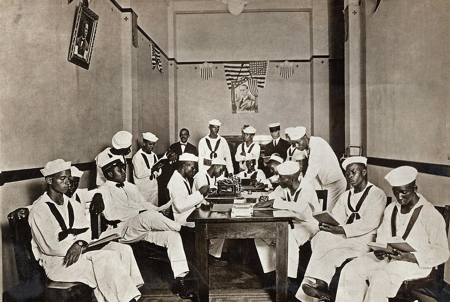 Wwi Sailors, 1918 Photograph by Granger