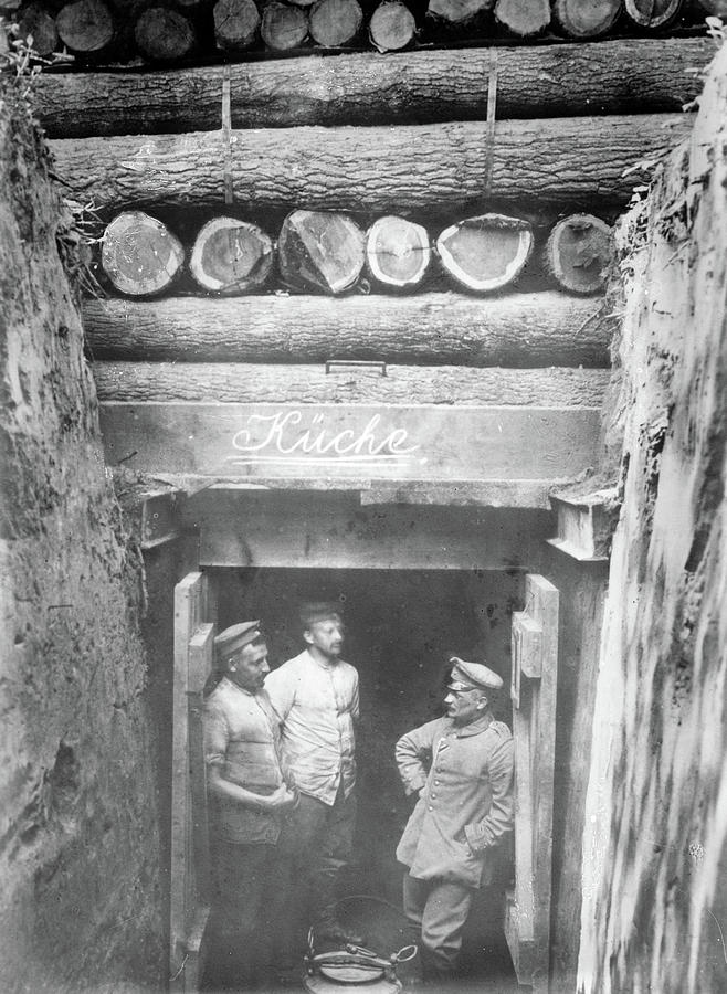 Wwi Shelter, C1914 Photograph by Granger