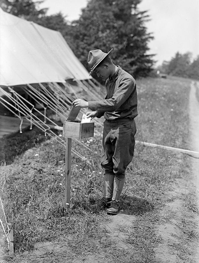 Wwi, Soldier At Camp Mailbox, 1915-20 Photograph by Science Source