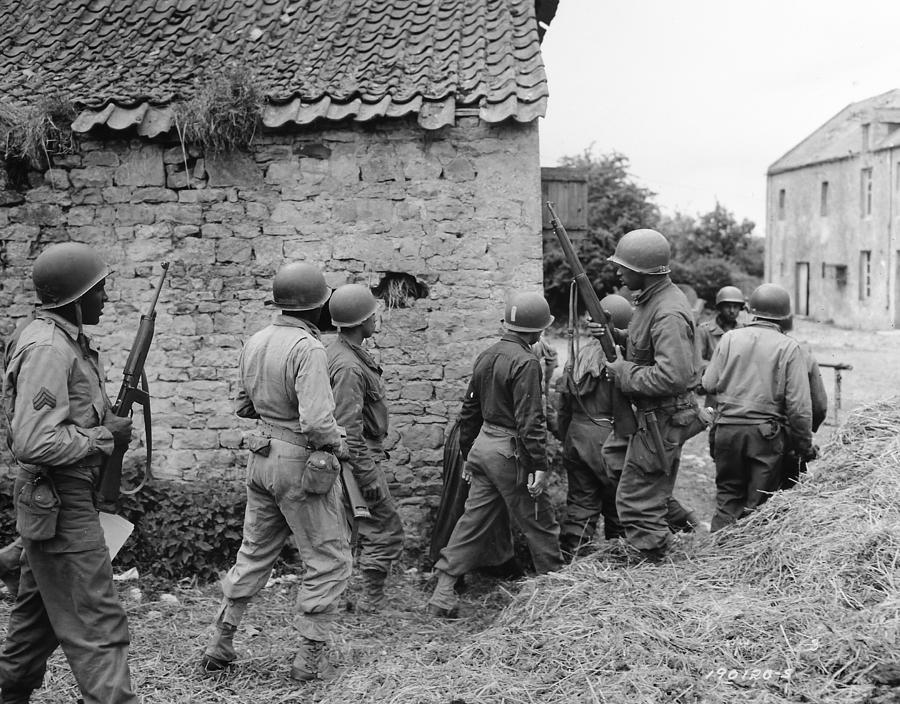 Wwii France, 1944 Photograph by Granger - Fine Art America