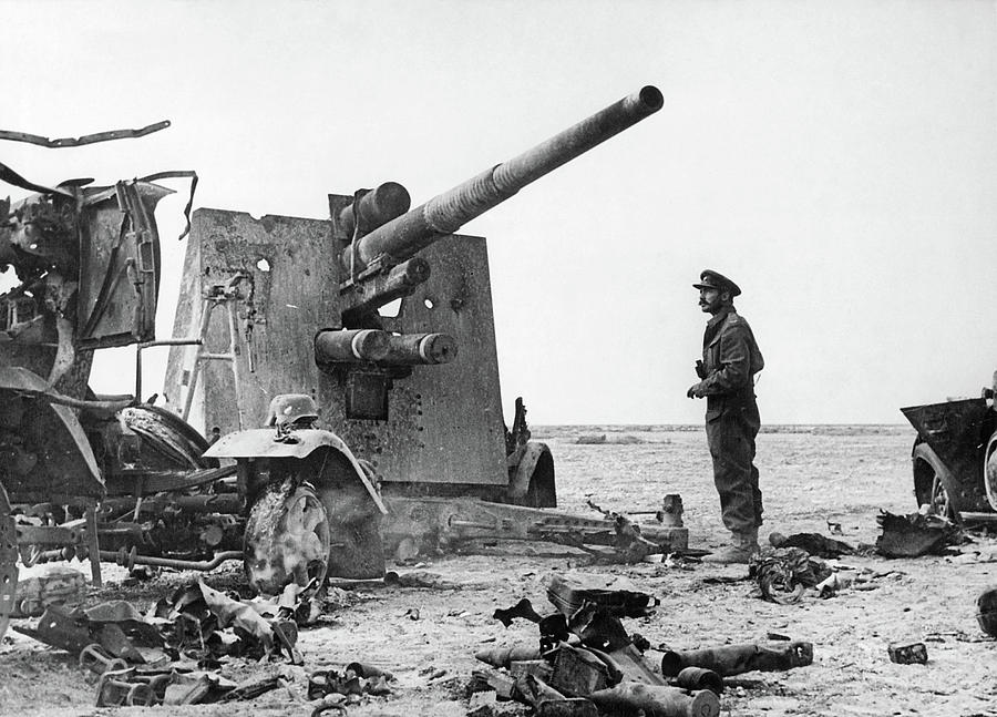 Wwii Libya, C1941 Photograph by Granger