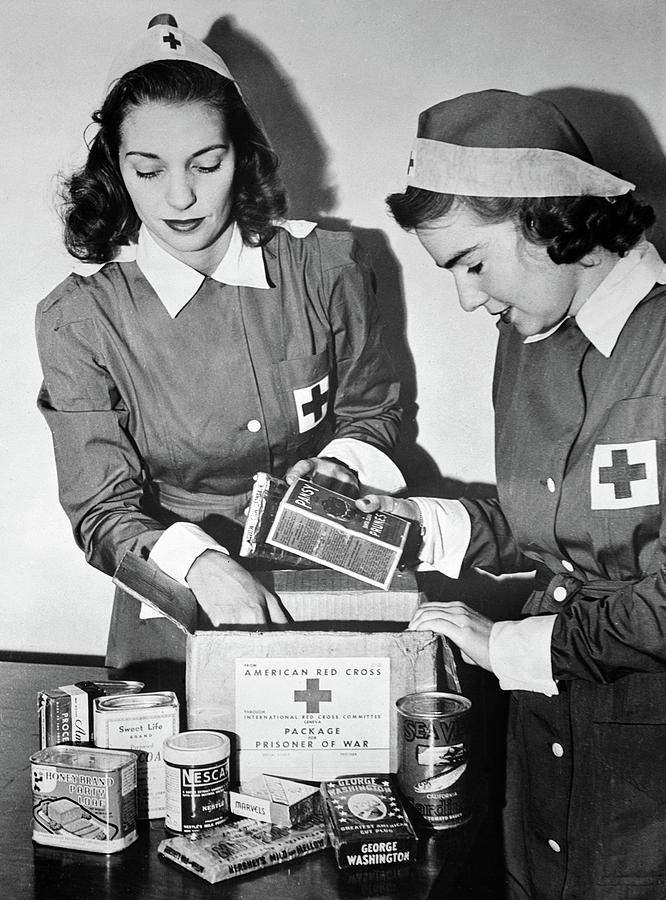 Wwii Red Cross, 1942 Photograph by Granger