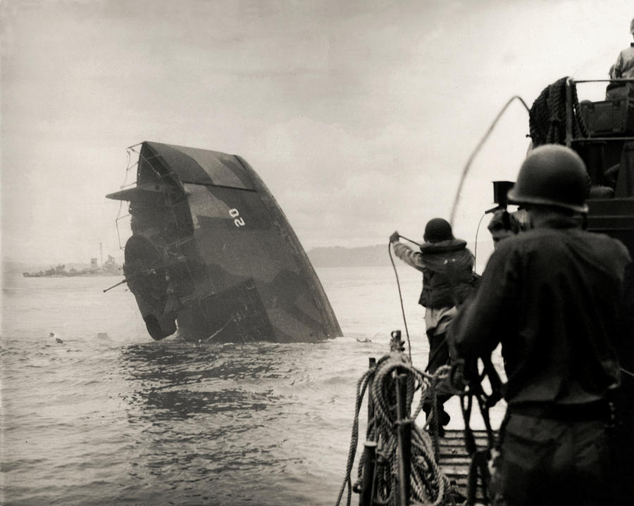 WWII Sinking of the US Navy LSM20 Photograph by Historic Image
